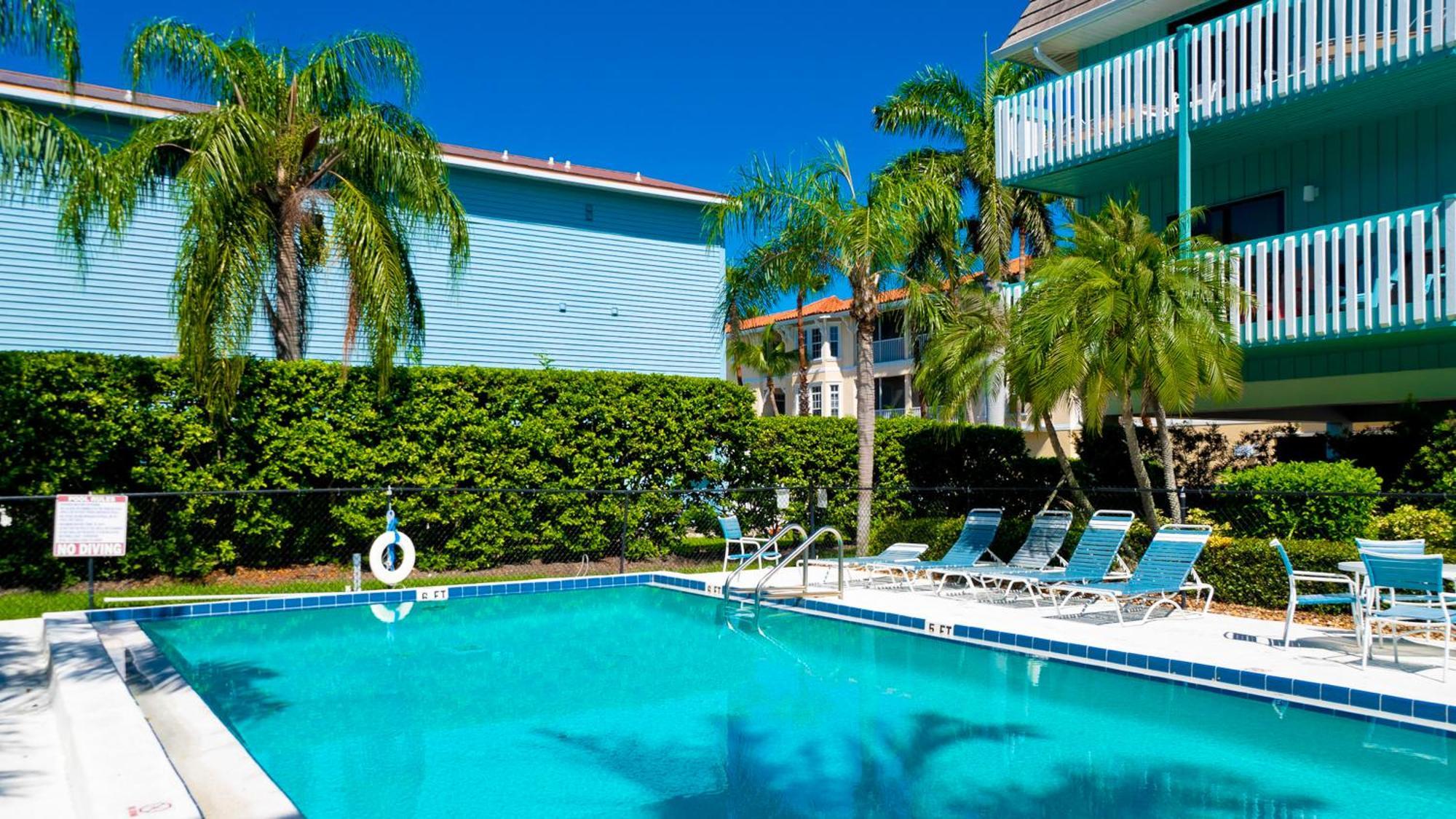 Anna Maria Island Beach Palms 8B Apartment Bradenton Beach Exterior photo